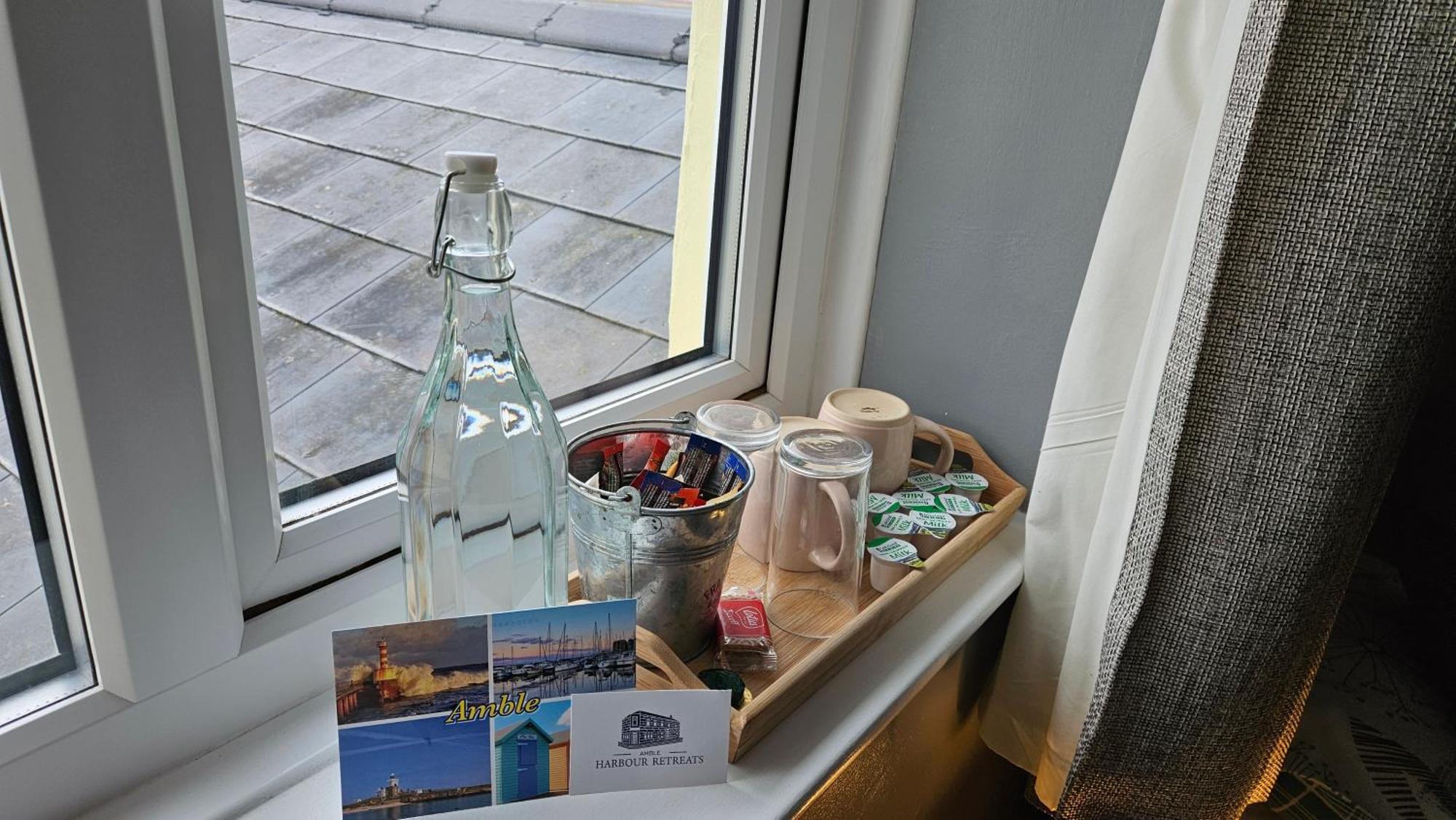 Amble Harbour Retreats Hotell Exteriör bild
