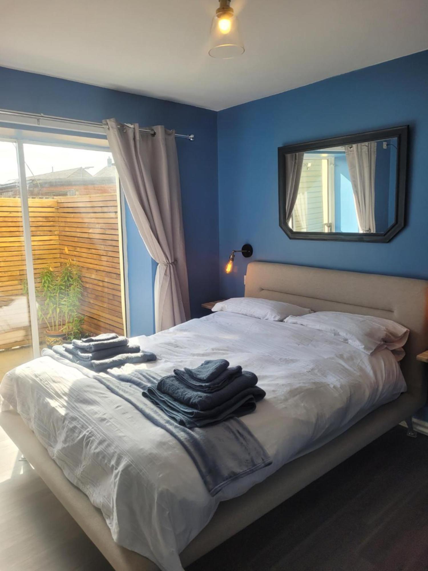 Amble Harbour Retreats Hotell Exteriör bild