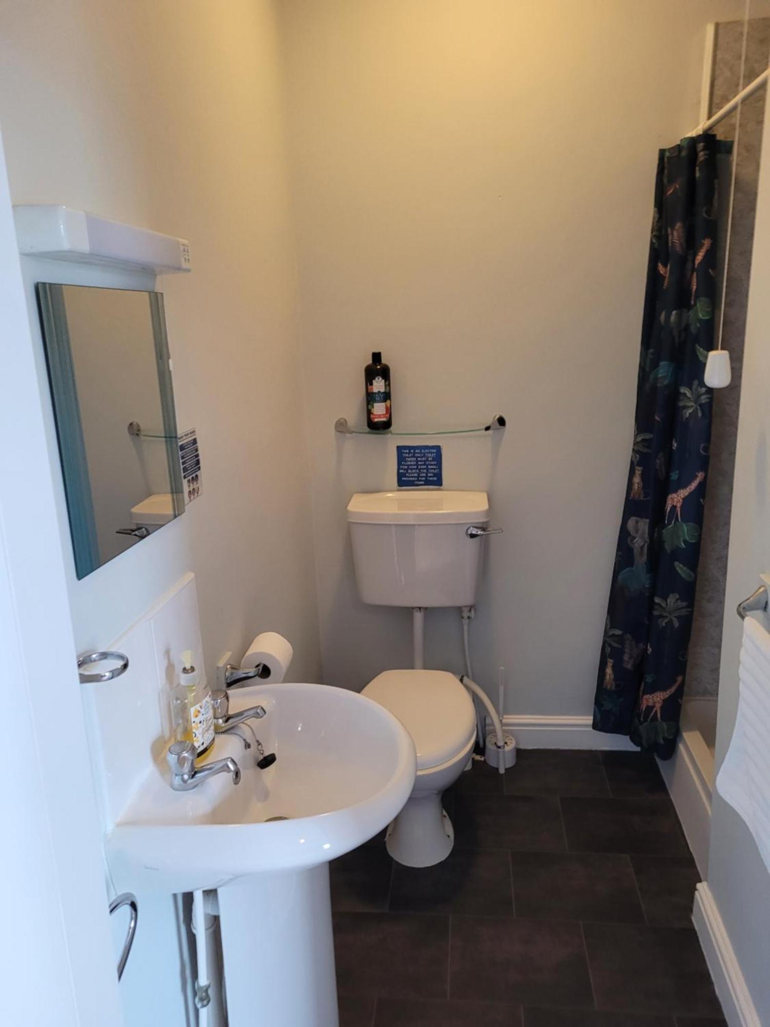 Amble Harbour Retreats Hotell Rum bild